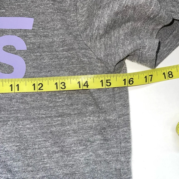 Vans Heather Gray & Purple Short Sleeve Icon Graphic Tee Xsmall Women’s - Picture 7 of 10